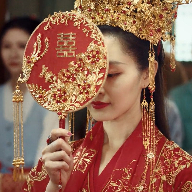 Ancient style group fan Chinese wedding fan bride Xiuhe clothing hi fan diy son-in-law Song Yi wedding fan with the same finished product