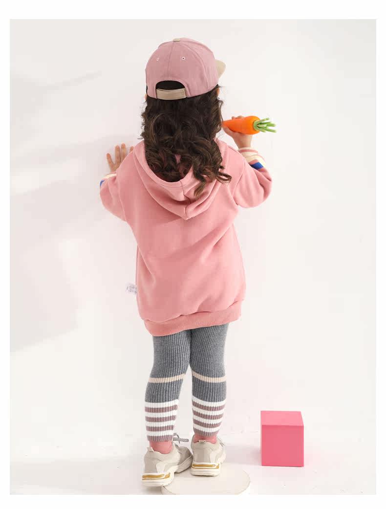 JR03989 MODEL_13.JPG