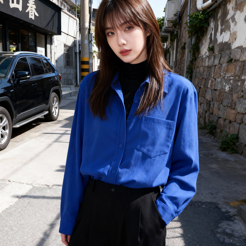 Royal Blue Thickened Brushed Long-Sleeved Shirt for Women with Single Chest Pocket Design, Slightly Loose Fit for Layering, Warm Shirt for Autumn and Winter