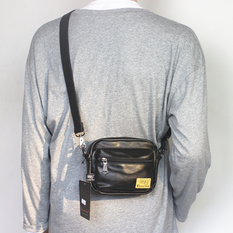 Slanted Satchel men's Ins Chains Mini Port Wind Han version Men's single shoulder bag Fashion Female Oblique Cross Youth Cell Phone Bag