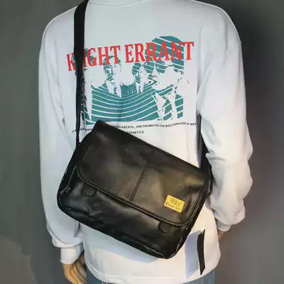 New trendy brand men's bag ipad shoulder bag student satchel leather messenger bag retro shoulder bag diagonal cross bag