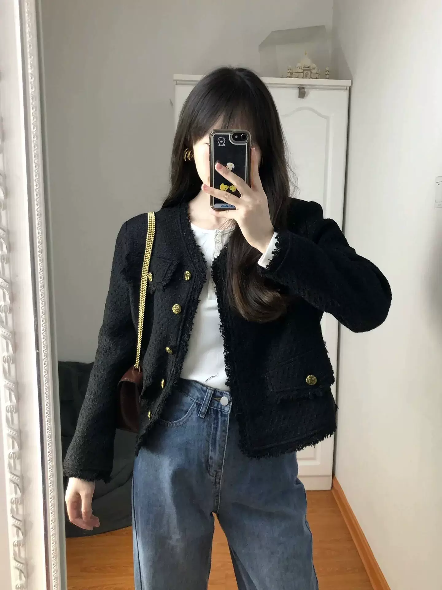 Черная осенняя куртка маленького дизайна, короткая, стиль Chanel, стиль высокого качества, яркий запоминающийся стиль, для подростков