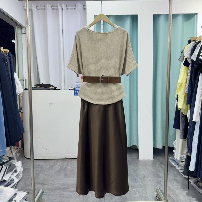 Batwing Sleeve Waist-Cinching Top and Satin Skirt Set for Women, Early Autumn 2026 New Fashion Elegant Two-Piece Set Batwing Sleeve Waist-Cinching Top and Satin Skirt Set for Women, Early Autumn 2026 New Fashion Elegant Two-Piece Set