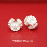 184# серебряный бриллиант диаметром 8,5 мм, трехсторонний цветок