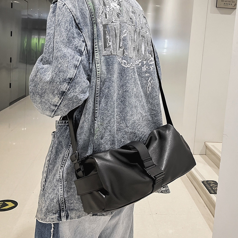 Slide bag male tide pu male bag bag bag day department of simple student carry in tide fashion sports slope carry bag