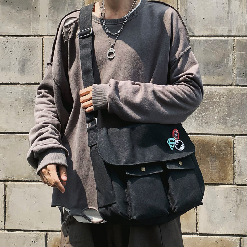 Slanted Satchel Male Tide Signs Day Ensemble Satchel Casual Student Canvas Brief single shoulder bag Chauffins ultra-fire Little Shoulder Bag