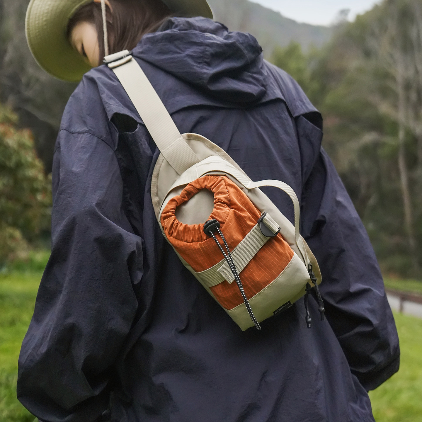 Outdoor chest bag mountaineering hiking crossbody bag