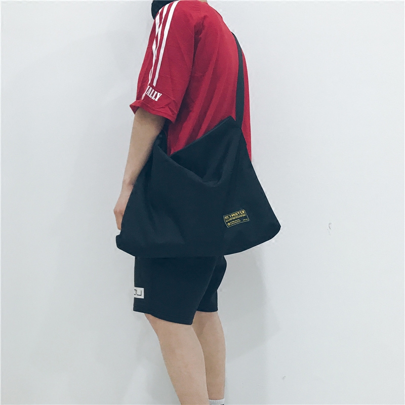 Neutral Japanese Harajuku port style simple canvas magazine bag literary one-shoulder hand bag tote bag street beat master bag