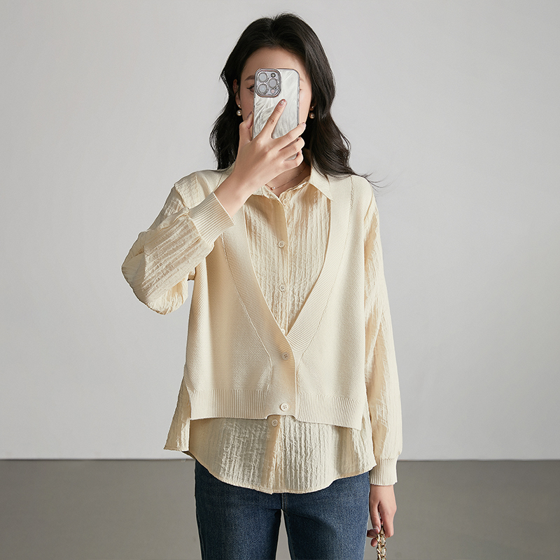 Blue Bird【Texture Layering】Early Spring Fashionable Faux Two-Piece Patchwork Shirt, Mature Style Turn-Down Collar Knitted Cardigan for Women