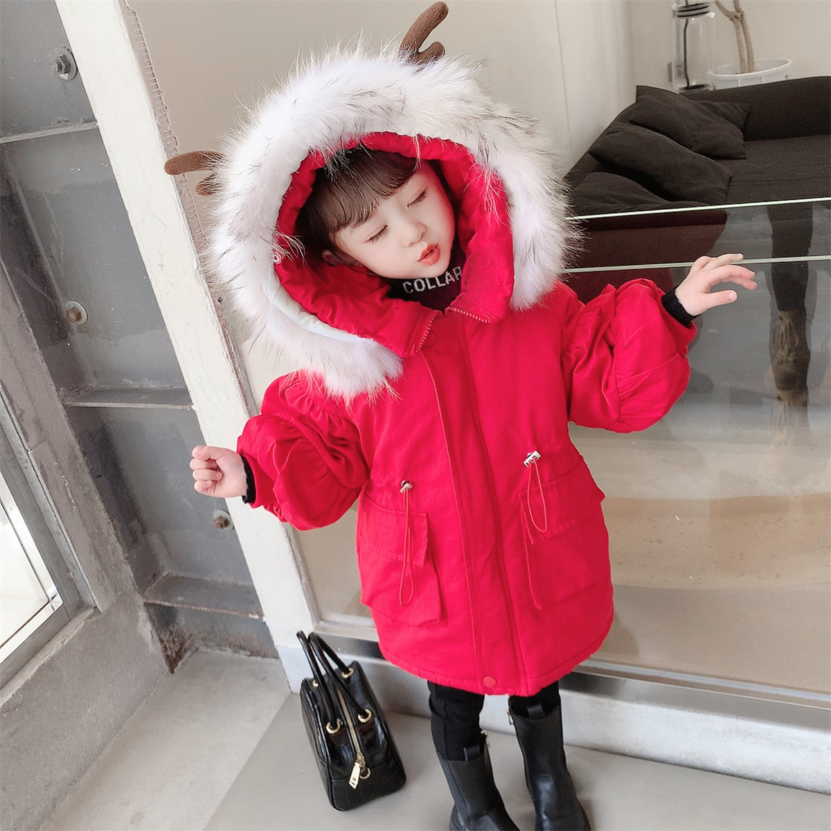 Girl's red New Year cotton clothes winter dress new children Han tadjacket feather cotton girl baby plus thickness pie overcome