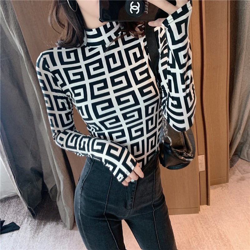 Plaid T-shirt women's inner wear 2022 spring and autumn Korean version of the self-cultivation all-match ins Chaoyang style half turtleneck bottoming shirt top