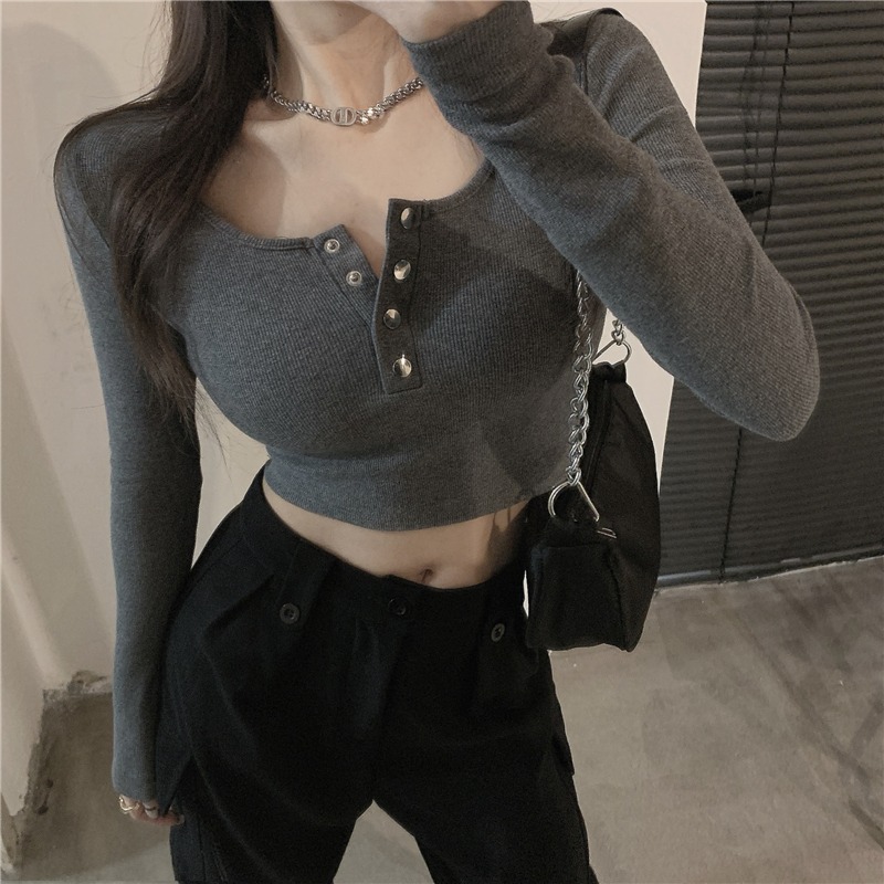 Knitted undershirt woman 2022 new spring and autumn foreign side collar with a small subshort long sleeve blouse