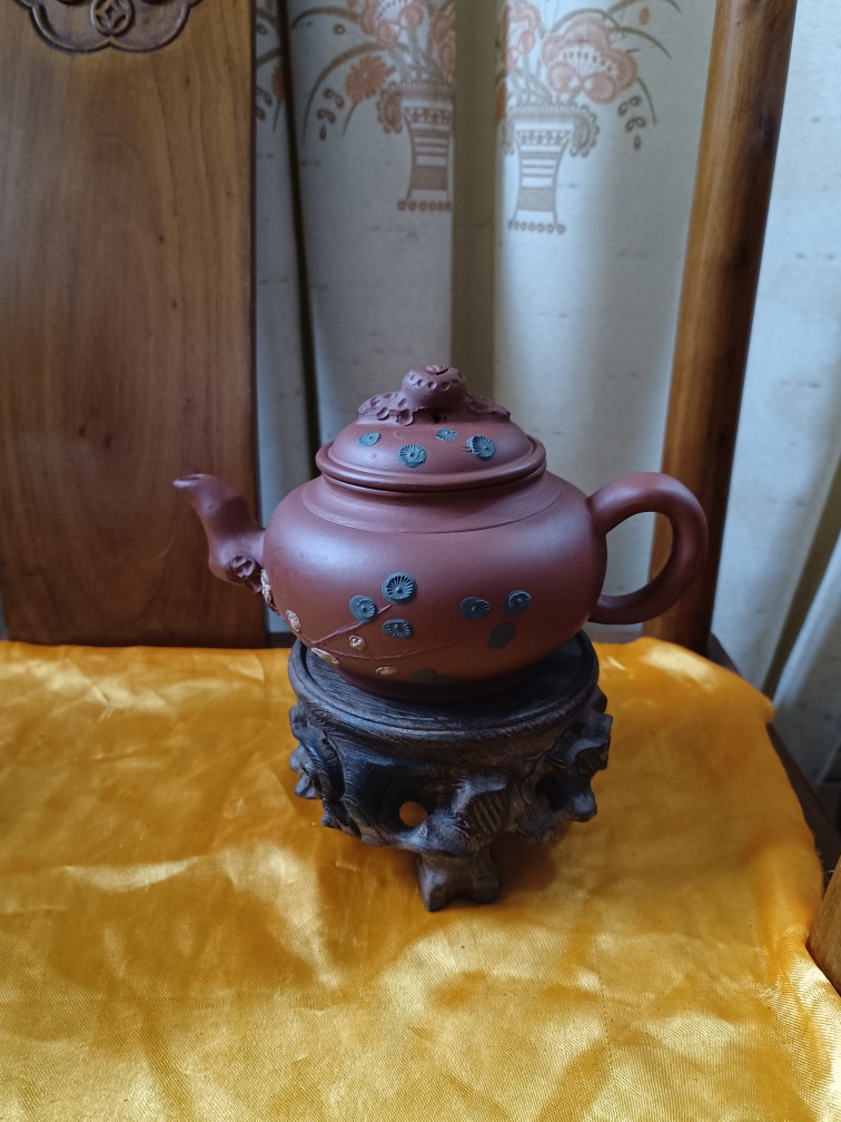 ＊中国古美術/朱泥紫砂梅花紋茶壺（底款：不明） 中国古美術/朱泥紫砂梅花紋茶壺/(底款:不明) 2024高い素材 中国