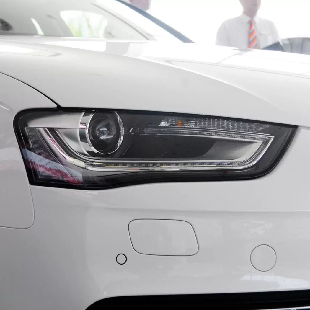 Подходит для задней оболочки лампы Audi A4 B9, крышка рулона 13-16, основание тыпа A4, пластиковая люмин lamp черная крышка