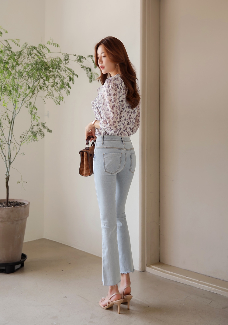 Trang web chính thức mới của Hàn Quốc 2019 gửi thư trực tiếp cho phụ nữ Phiên bản tiếng Hàn của quần jean cũ không viền màu trắng không viền đối xứng - Quần jean quần bò dài