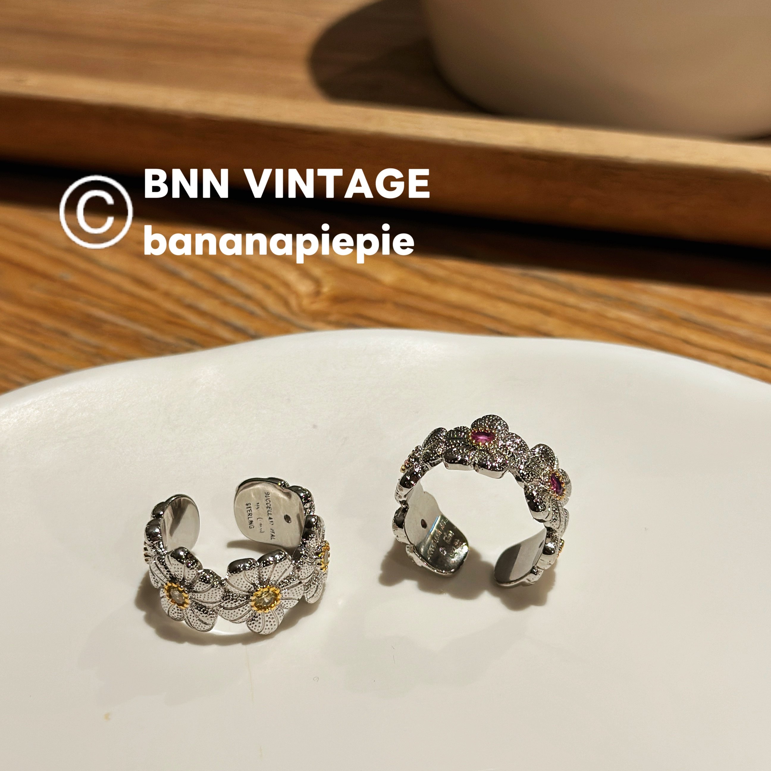 French vintage flower diamond niche ring