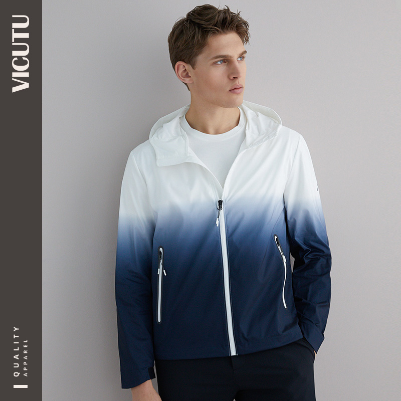 VICUTU Vikado men's short windbreaker sports leisure gradient breathable skin coat hooded jacket