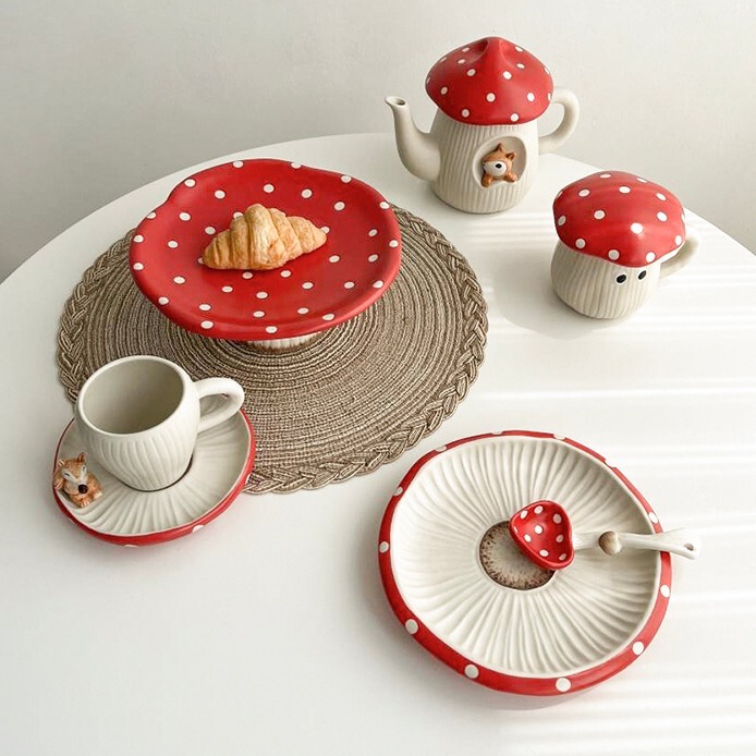 Eco-Friendly, High-Quality Red Mushroom High-Temperature Resistant Ceramic Tableware, Afternoon Tea Flower Teapot, Kettle, Cup, Saucer, Snack Plate Eco-Friendly, High-Quality Red Mushroom High-Temperature Resistant Ceramic Tableware, Afternoon Tea Flower Teapot, Kettle, Cup, Saucer, Snack Plate