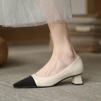 2022 Spring new light mouth square head temperament coarse heel commute single shoe female dermis with parquet color professional shoes