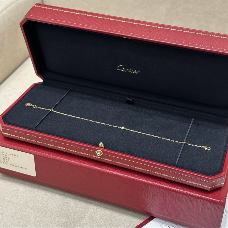 Cartier Cartierdamour Series 4-Point Small Flying Saucer Bracelet Diamond 18K Gold Gold Color