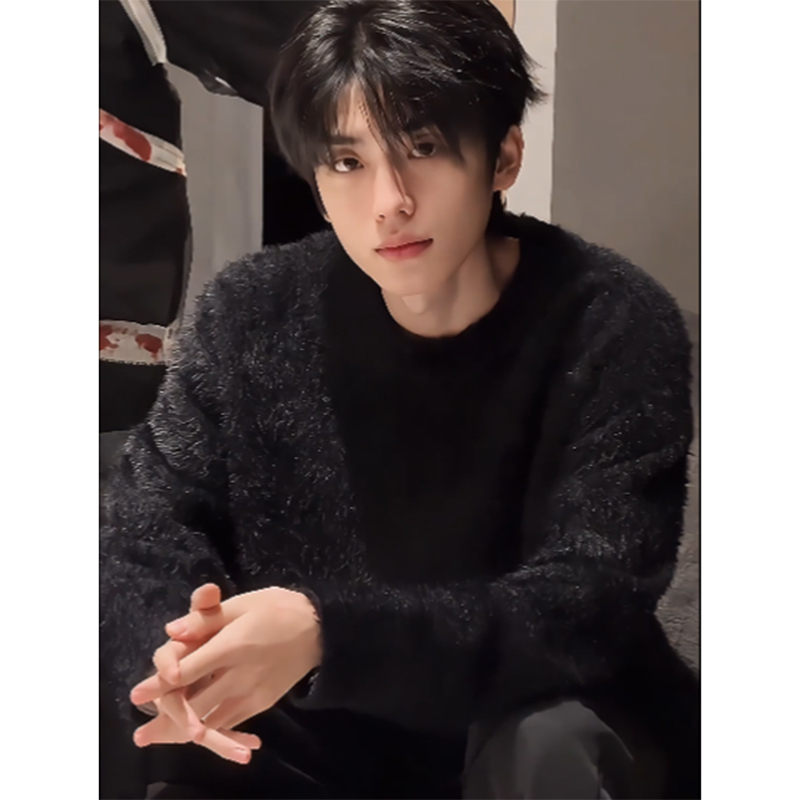 Black Mohair Sweater for Men, Winter American-Style Lazy Mink Velvet Knitwear, Cleanfit College Style Jacket Black Mohair Sweater for Men, Winter American-Style Lazy Mink Velvet Knitwear, Cleanfit College Style Jacket