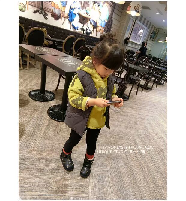 2018 quần áo trẻ em Hàn Quốc mới cho bé gái mùa đông quần bé gái dày cộng với quần nhung bút chì chân quần bé gái quần xinh cho bé 