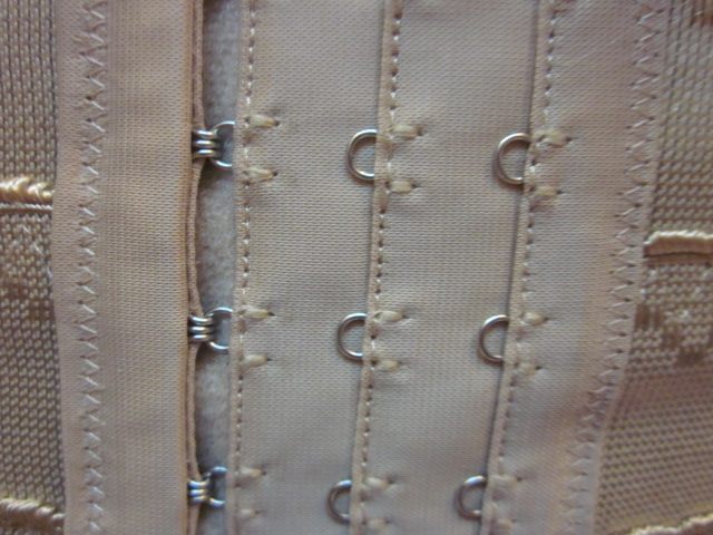 Corset simple en nylon - Ref 675066 Image 9