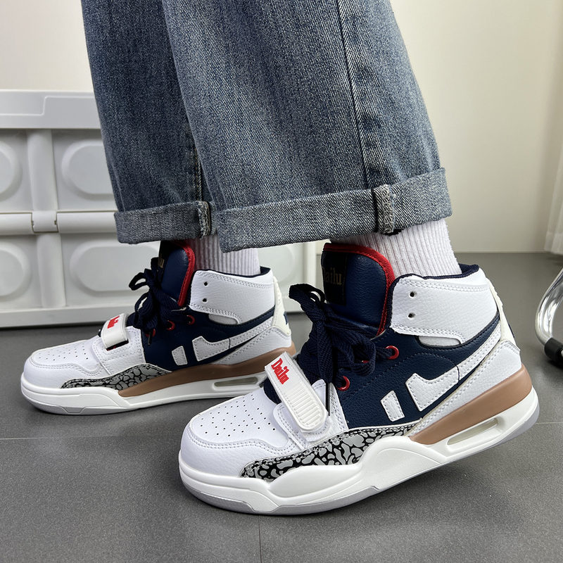 Chic Niche High-Top Shoes for Women 2023 Autumn Versatile Ins Trend Couple's Air-Cushioned Basketball Sports Running Shoes