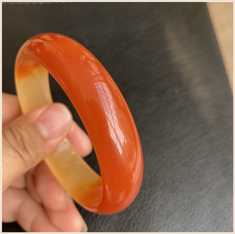 Yunnan Huanglong jade ice seed bracelet boutique eggplant Mountain natural jade red yellow women's bracelet One-figure-one-figure