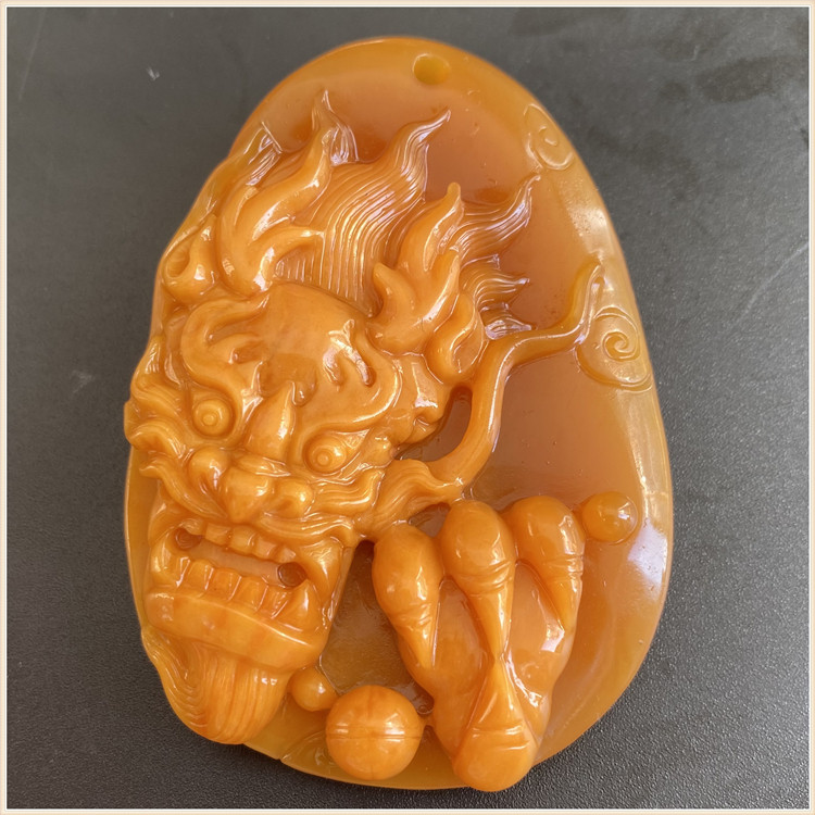 Huang Longyu Maung Yulong Jade Dragon's Xiao Dragon Pendant Pendant Dragon Walking World Boutique Jade Dragon Jade Pei Male