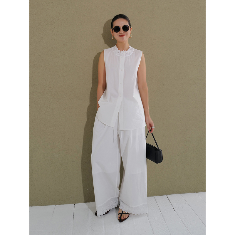 Lace-Trimmed Stand Collar, High-Thread-Count Cotton, White Embroidered Women's Round-Neck Sleeveless Vest Shirt Top 133400