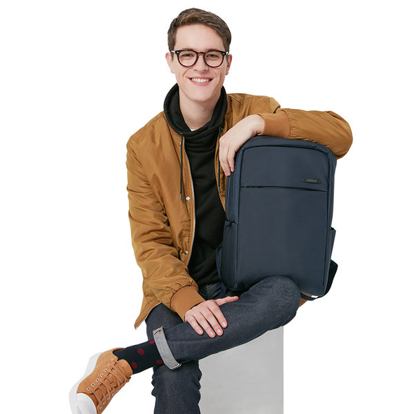 吴磊代言 AMERICAN TOURISTER 美旅 AG0002 15英寸双肩背包 天猫优惠券折后￥129包邮（￥179-50）2款可选 京东￥236