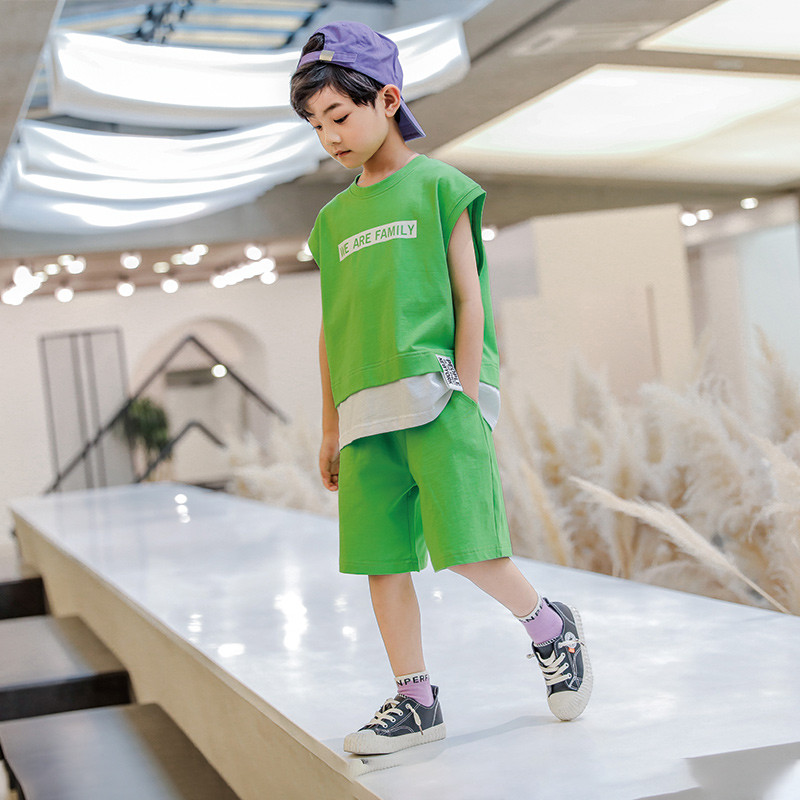 Bộ áo vest không tay bé trai 2020 Bộ quần áo thể thao trẻ em mùa hè mới Quần áo trẻ em thủy triều Big Boy Bộ hai mảnh Hàn Quốc - Phù hợp với trẻ em