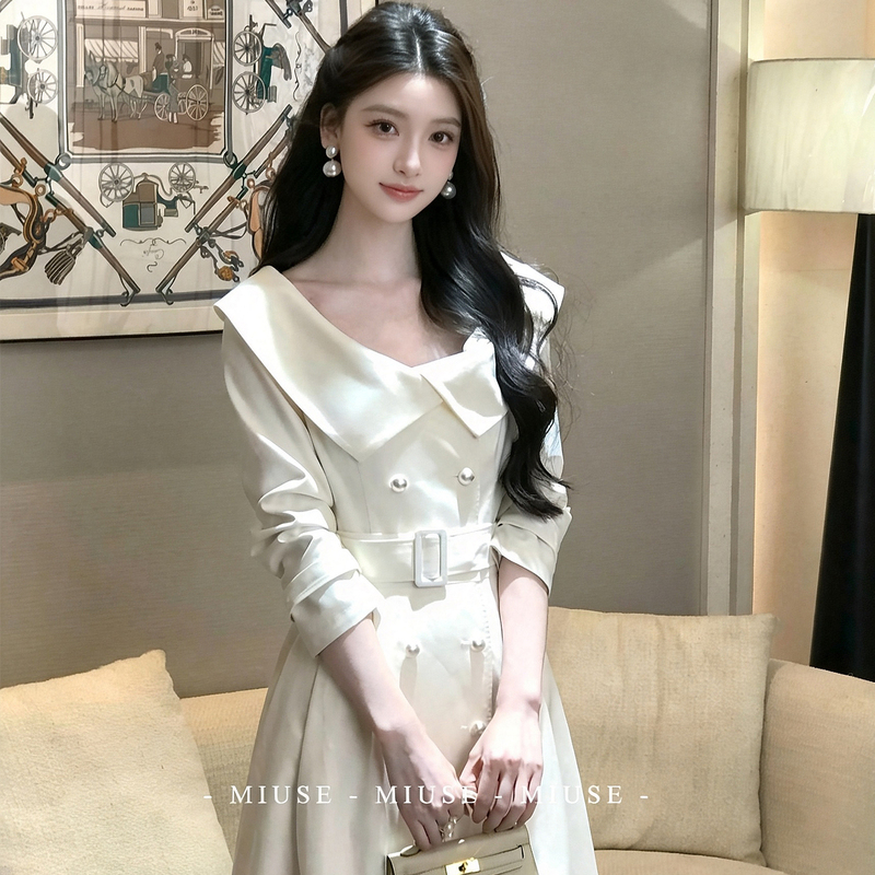 White Trench Coat for Women, Elegant Lady Style, Large Lapel, Double-Breasted, Belted, Mid-Length Dress, Cinched Waist, Large Hem Coat White Trench Coat for Women, Elegant Lady Style, Large Lapel, Double-Breasted, Belted, Mid-Length Dress, Cinched Waist, Large Hem Coat