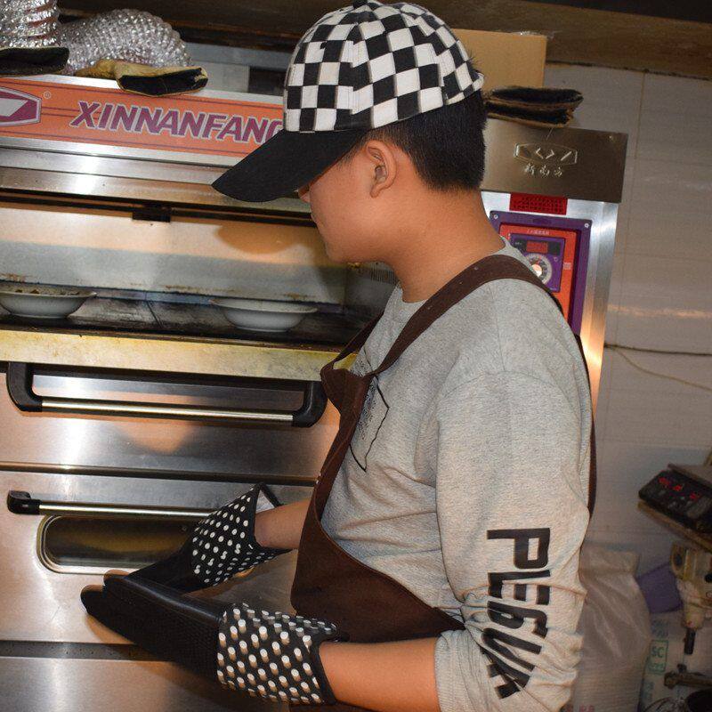 Add the oven gloves to heat up heat resistant 500 durable baking cooking cooking special steam cabinet to extend silicone