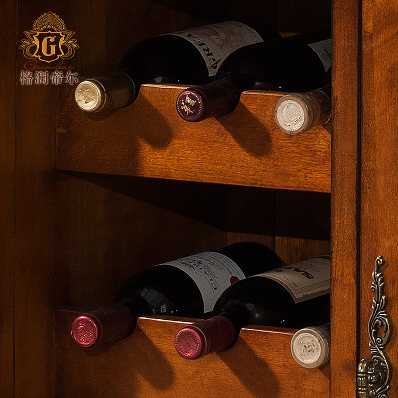 �����۶���ʽʵľ���Ųͱ߹�LYY962