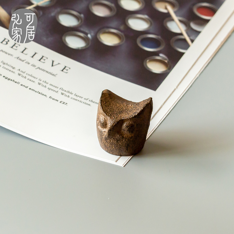 Day Style Cast-iron Town Ruler Town Paper Owl Town Ruler Pen Rack Iron Vin Town Paper Town Pen and Town Paper Town Paper Creative Moon Town