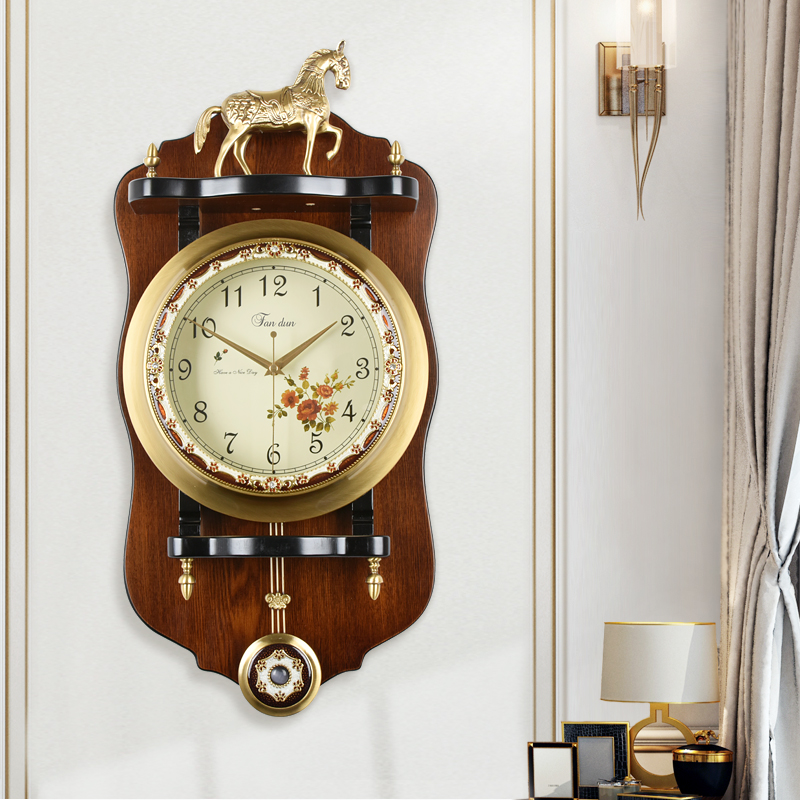 European antique solid wood wall clock Creative large living room swing wall clock Pastoral mute brass wall-mounted quartz clock table