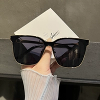 Золотая рама черная серая пленка