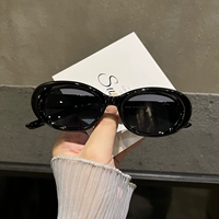 Черная рама черная серая пленка