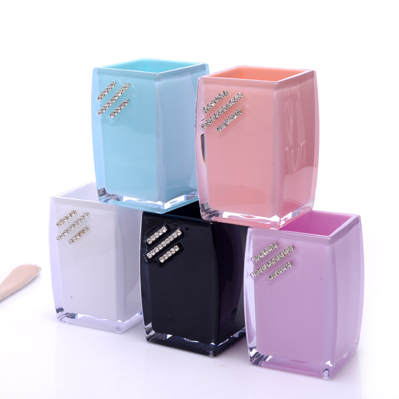 Minimalist gargle cup ceramic toothbrushing cup suit European-style creative couple Toothbrush Cup Wash Cup Tooth Vat Light Lavish Cup