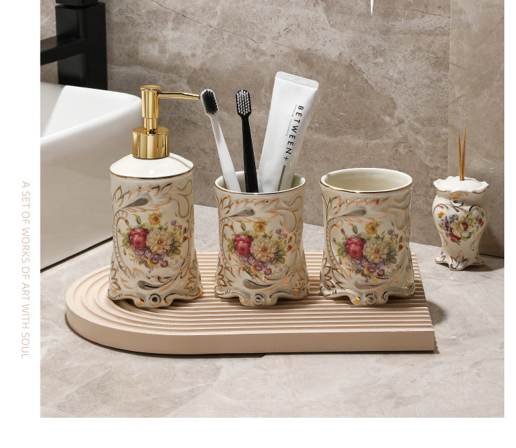 07 Фарфоровая рука слоновой кости