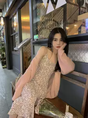 Qiu Meiyao June 1 floral chiffon suspender dress women's autumn 2021 new French first love temperament long skirt