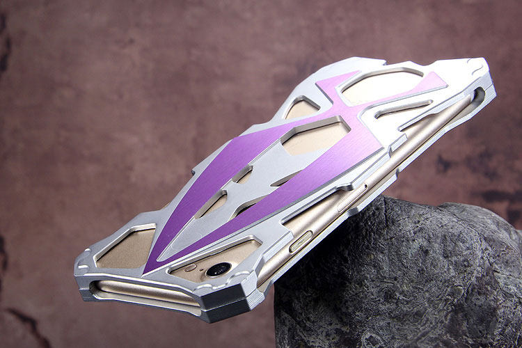 Luphie Roadster Sports Car Luxury Aluminum Metal Case Cover for Apple iPhone 7 Plus & iPhone 7