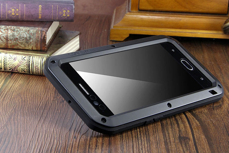 LOVE MEI Powerful Water Resistant Shockproof Dust/Dirt/Snow Proof Aluminum Metal Outdoor Gorilla Glass Heavy Duty Case Cover for OPPO R11 & OPPO R11 Plus