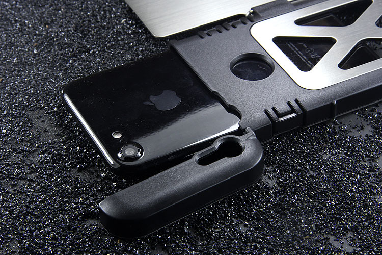Armor King Iron Man Luxury Shockproof Stainless Steel Aluminum Metal Flip Case Cover for Apple iPhone 7 Plus & iPhone 7
