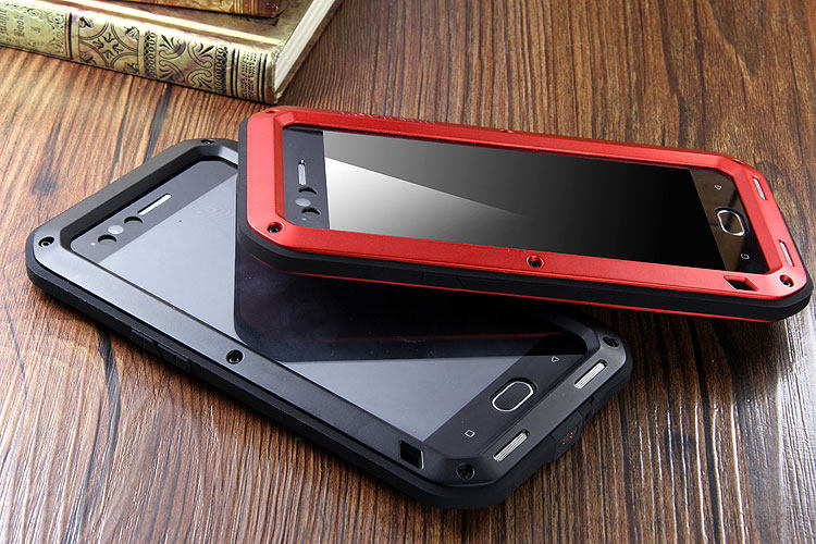 LOVE MEI Powerful Water Resistant Shockproof Dust/Dirt/Snow Proof Aluminum Metal Outdoor Gorilla Glass Heavy Duty Case Cover for OPPO R11 & OPPO R11 Plus