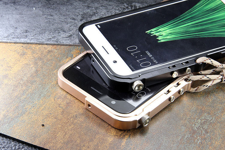 KANENG Mechanical Arm Trigger Aluminum Bumper Metal Frame 3D Cameo Back Cover Case for OPPO R11 & OPPO R11 Plus