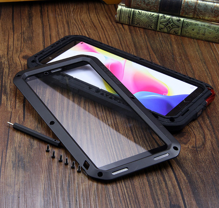 LOVE MEI Powerful Water Resistant Shockproof Dust/Dirt/Snow Proof Aluminum Metal Outdoor Gorilla Glass Heavy Duty Case Cover for OPPO R11s