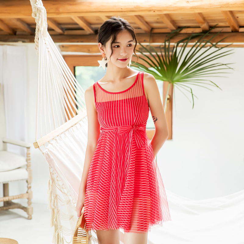 Skirt-style one-piece swimsuit Female size chest gathered to cover the belly thin conservative ins wind Korean hot spring plus size fat mm